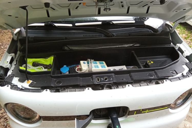 Used Geely Galaxy Panda 2025 210 km – Yuanqi Bear Engine Bay