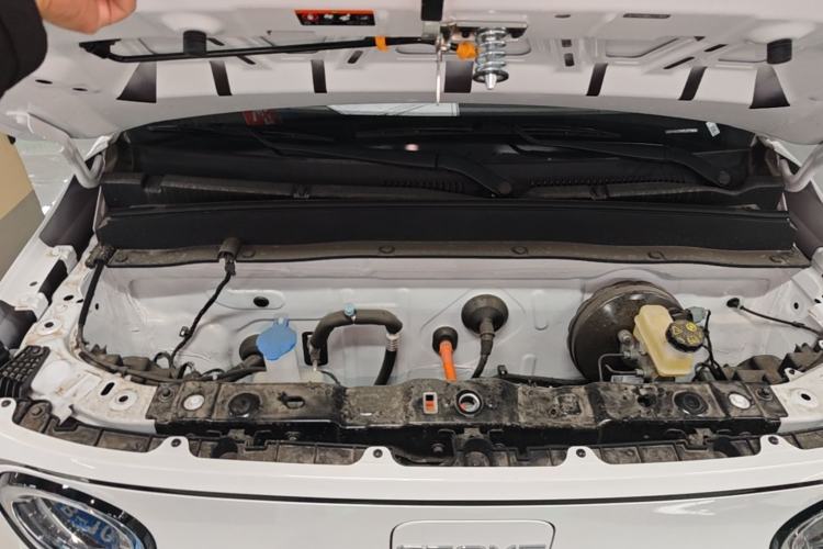Used Geely Galaxy Panda 2025 210km Panda Kart Engine Bay