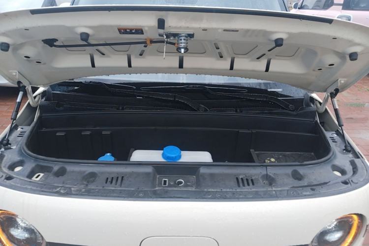 Used Geely Galaxy Panda 2025 210 km – Yuanqi Bear Engine Bay