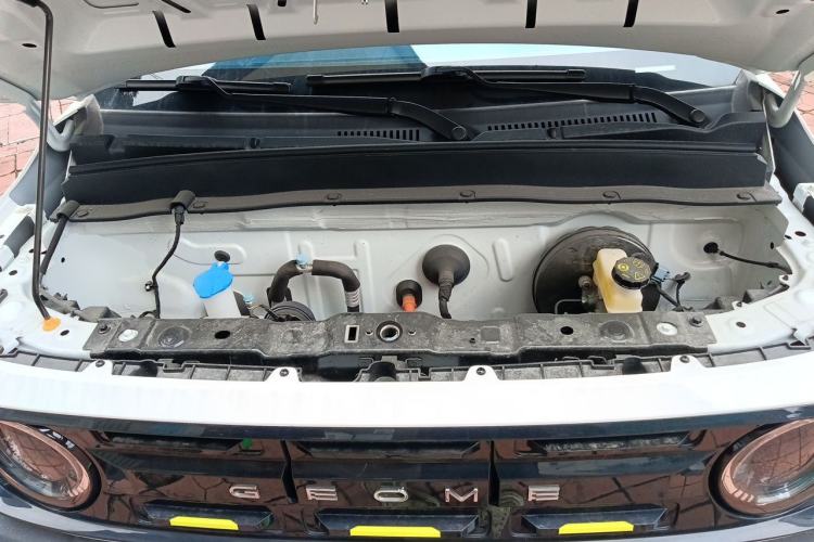Used Geely Galaxy Panda 2025 210km Panda Rider Engine Bay