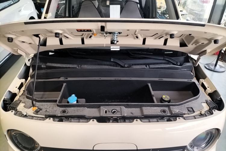 Used Geely Galaxy Panda 2025 210 km – Yuanqi Bear Engine Bay