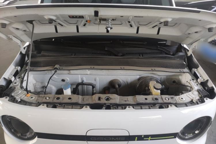 Used Geely Galaxy Panda 2025 210 km – Yuanqi Bear Engine Bay