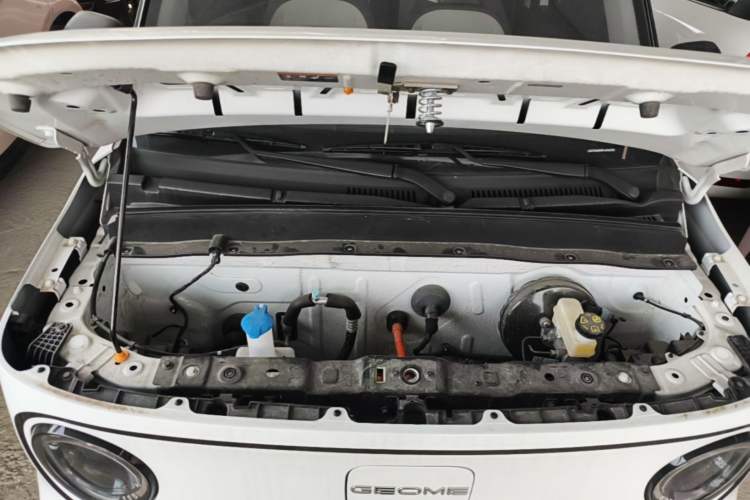 Used Geely Galaxy Panda 2025 210km Panda Kart Engine Bay