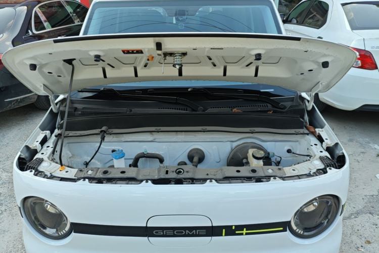 Used Geely Galaxy Panda 2025 210 km – Yuanqi Bear Engine Bay