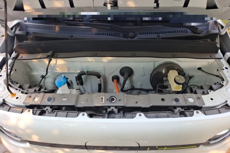 Used Geely Galaxy Panda 2025 210 km – Yuanqi Bear Engine Bay