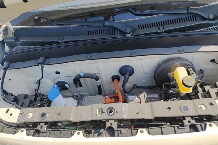 Used Geely Galaxy Panda 2025 210 km – Yuanqi Bear Engine Bay
