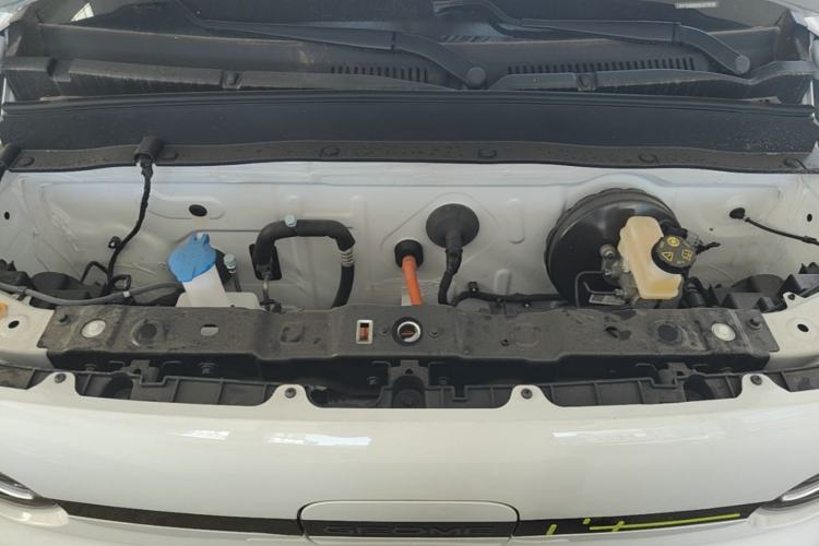 Used Geely Galaxy Panda 2025 210 km – Yuanqi Bear Engine Bay