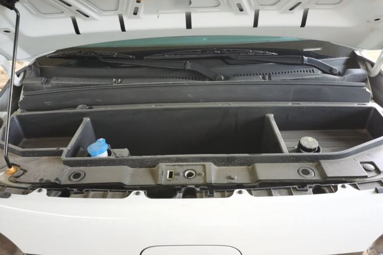 Used Geely Galaxy Panda 2025 210 km – Yuanqi Bear Engine Bay