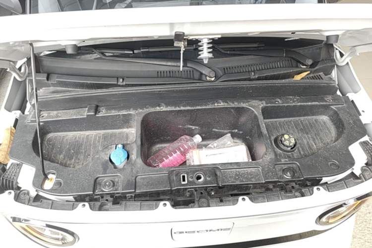 Used Geely Galaxy Panda 2025 210km Panda Kart Engine Bay
