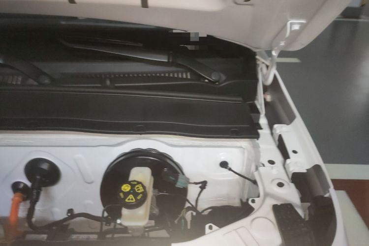 Used Geely Galaxy Panda 2025 210km Panda Rider Engine Bay Left
