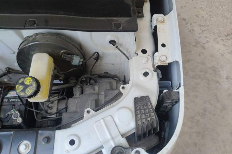 Used Geely Galaxy Panda 2025 210 km – Yuanqi Bear Engine Bay Left