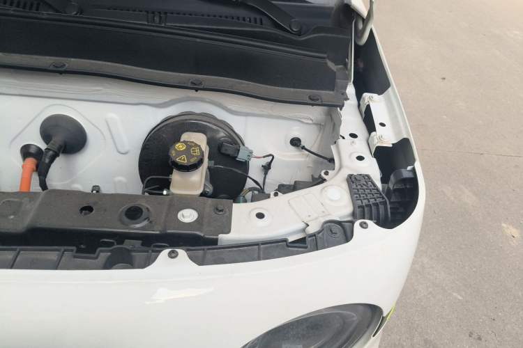 Used Geely Galaxy Panda 2025 210 km – Yuanqi Bear Engine Bay Left