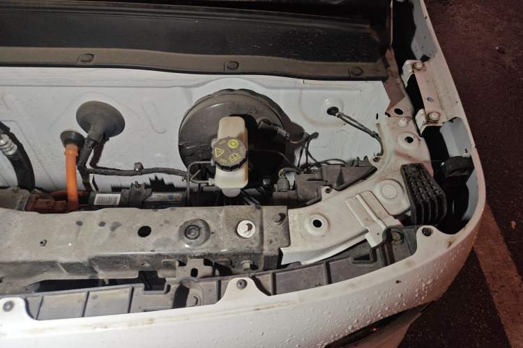 Used Geely Galaxy Panda 2025 210 km – Yuanqi Bear Engine Bay Left