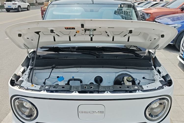 Used Geely Galaxy Panda 2025 210km Panda Kart Engine Bay