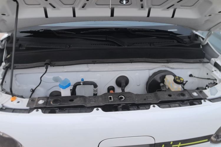 Used Geely Galaxy Panda 2025 210 km – Yuanqi Bear Engine Bay