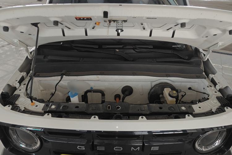 Used Geely Galaxy Panda 2025 210km Panda Rider Engine Bay