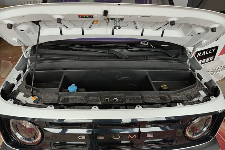 Used Geely Galaxy Panda 2025 210km Panda Rider Engine Bay