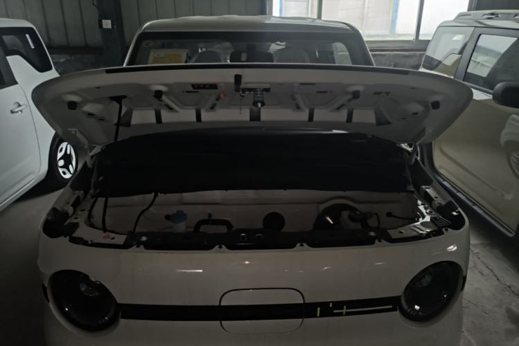 Used Geely Galaxy Panda 2025 210 km – Yuanqi Bear Engine Bay