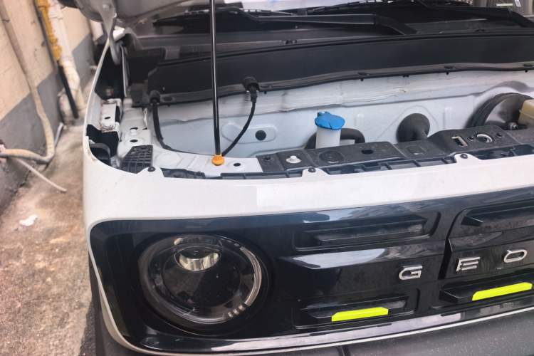 Used Geely Galaxy Panda 2025 210km Panda Rider Engine Bay Right