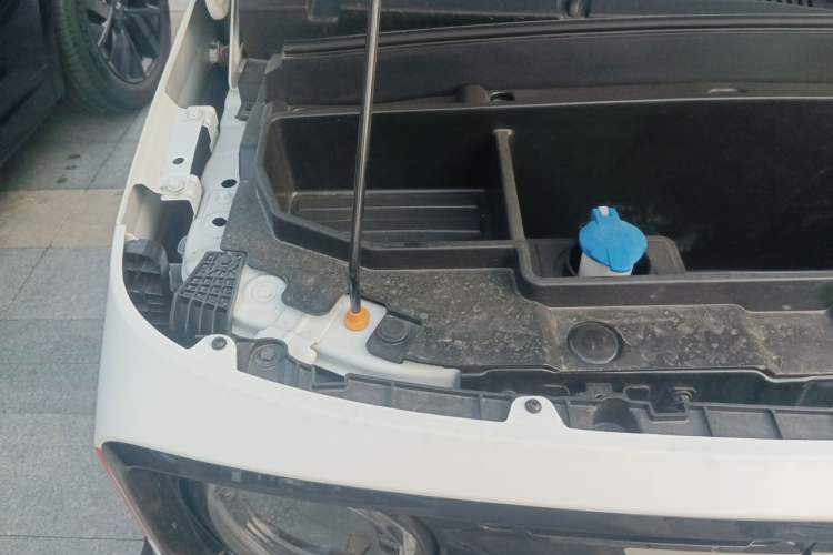 Used Geely Galaxy Panda 2025 210km Panda Rider Engine Bay Right