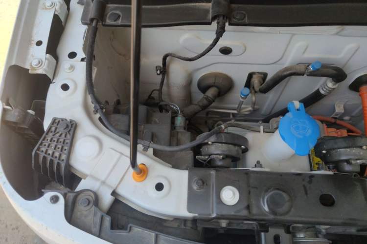 Used Geely Galaxy Panda 2025 210 km – Yuanqi Bear Engine Bay Right
