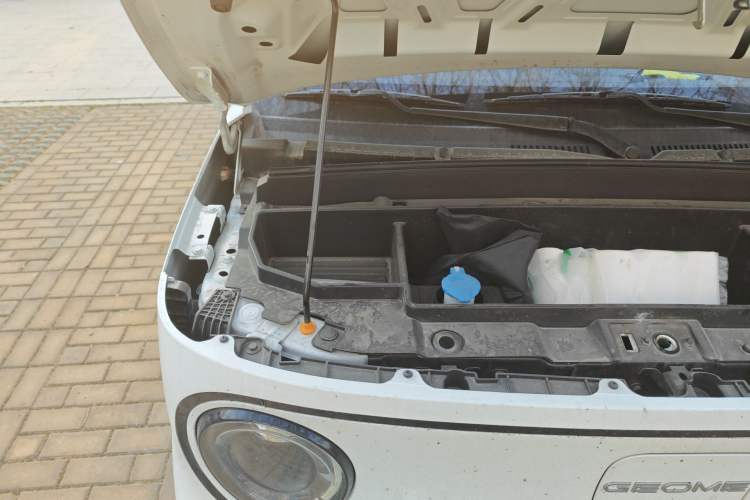 Used Geely Galaxy Panda 2025 210km Panda Kart Engine Bay Right