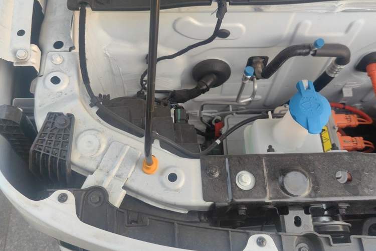 Used Geely Galaxy Panda 2025 210km Panda Kart Engine Bay Right