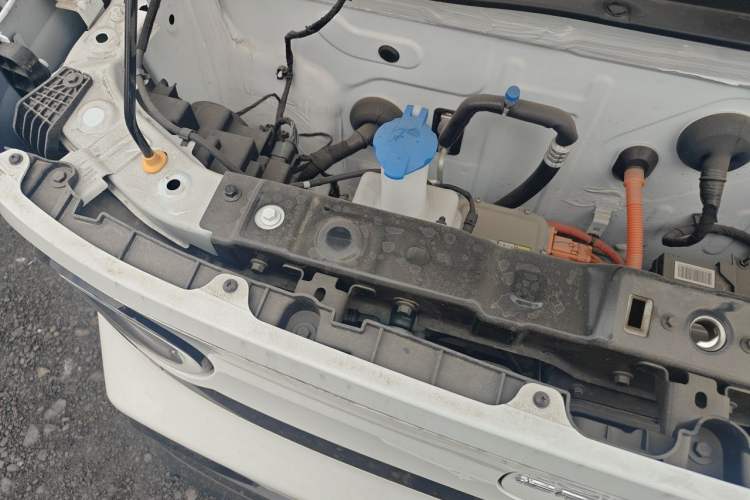 Used Geely Galaxy Panda 2025 210km Panda Kart Engine Bay Right