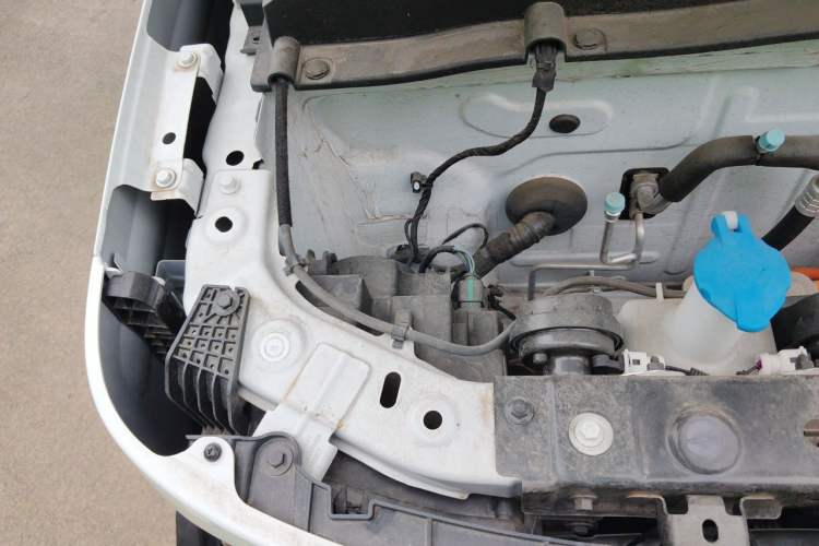 Used Geely Galaxy Panda 2025 210km Panda Kart Engine Bay Right