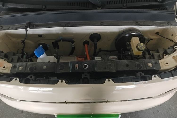Used Geely Galaxy Panda 2025 210 km – Yuanqi Bear Engine Bay
