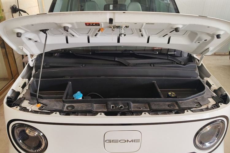 Used Geely Galaxy Panda 2025 210km Panda Kart Engine Bay