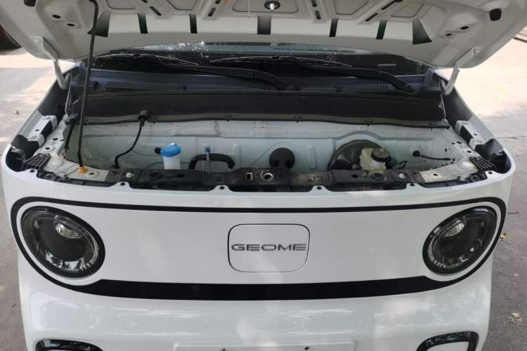 Used Geely Galaxy Panda 2025 210km Panda Kart Engine Bay