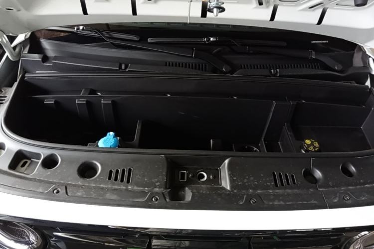 Used Geely Galaxy Panda 2025 210km Panda Rider Engine Bay