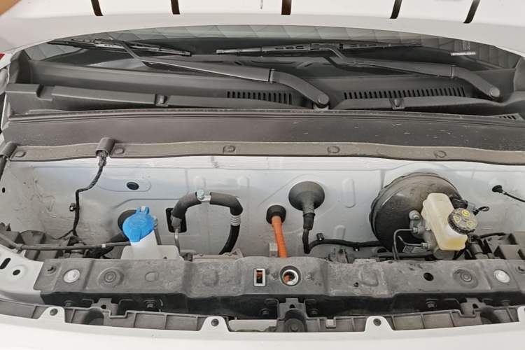 Used Geely Galaxy Panda 2025 210km Panda Rider Engine Bay