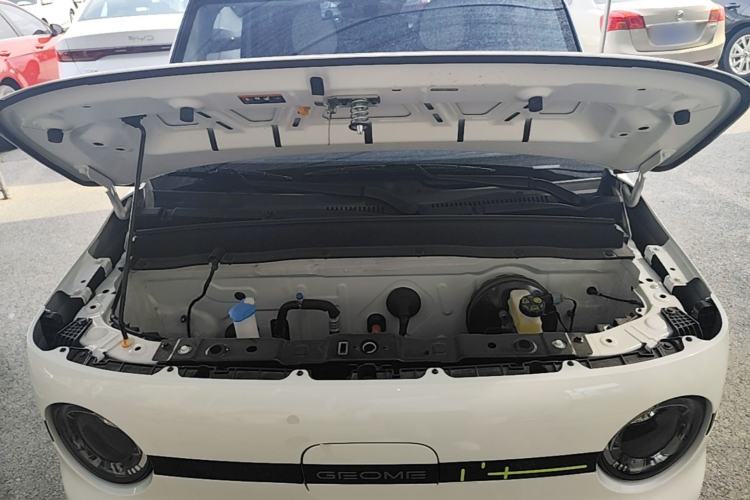 Used Geely Galaxy Panda 2025 210 km – Yuanqi Bear Engine Bay
