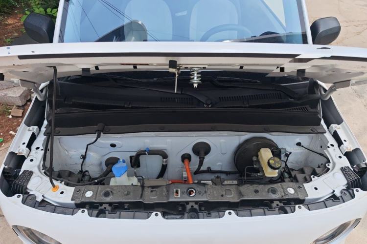 Used Geely Galaxy Panda 2025 210 km – Yuanqi Bear Engine Bay