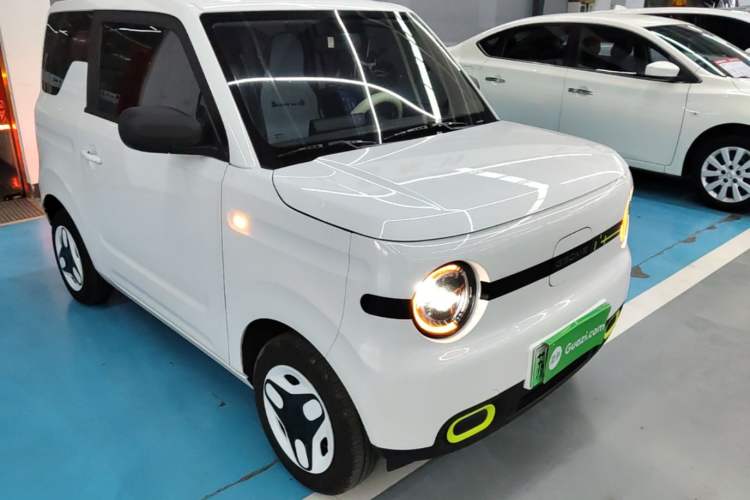 Used Geely Galaxy Panda 2025 210 km – Yuanqi Bear Exterior 1