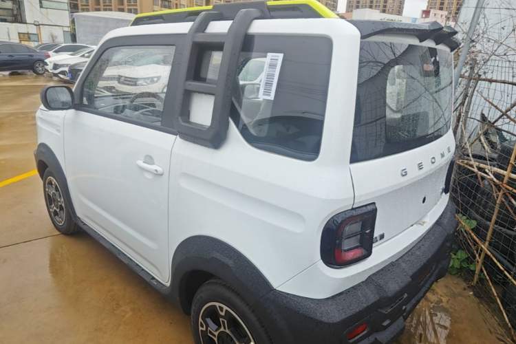 Used Geely Galaxy Panda 2025 210km Panda Rider Exterior 2