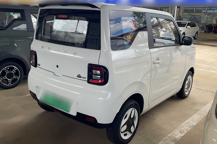 Used Geely Galaxy Panda 2025 210 km – Yuanqi Bear Exterior 3