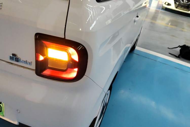 Used Geely Galaxy Panda 2025 210 km – Yuanqi Bear Exterior 3