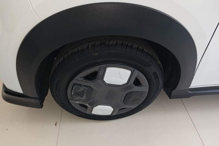 Used Geely Galaxy Panda 2025 210km Panda Kart Exterior 4