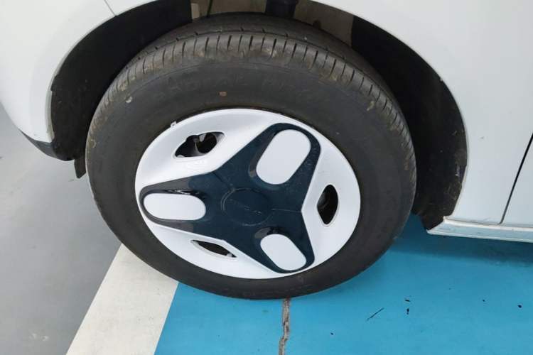 Used Geely Galaxy Panda 2025 210 km – Yuanqi Bear Exterior 4