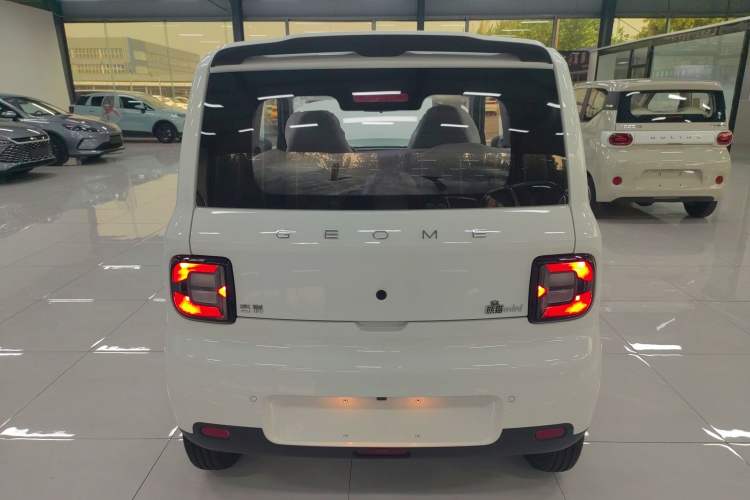 Used Geely Galaxy Panda 2025 210 km – Yuanqi Bear Exterior 4