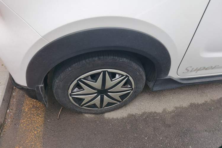 Used Geely Galaxy Panda 2025 210km Panda Kart Exterior 5