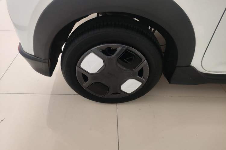 Used Geely Galaxy Panda 2025 210km Panda Kart Exterior 5