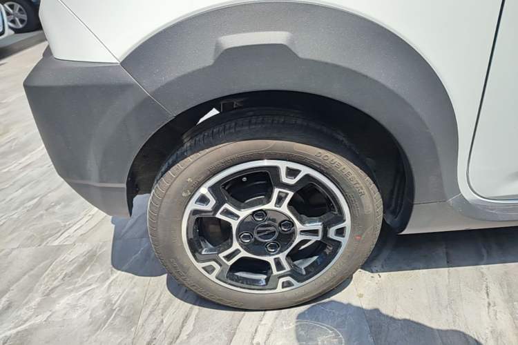 Used Geely Galaxy Panda 2025 210km Panda Rider Exterior 5