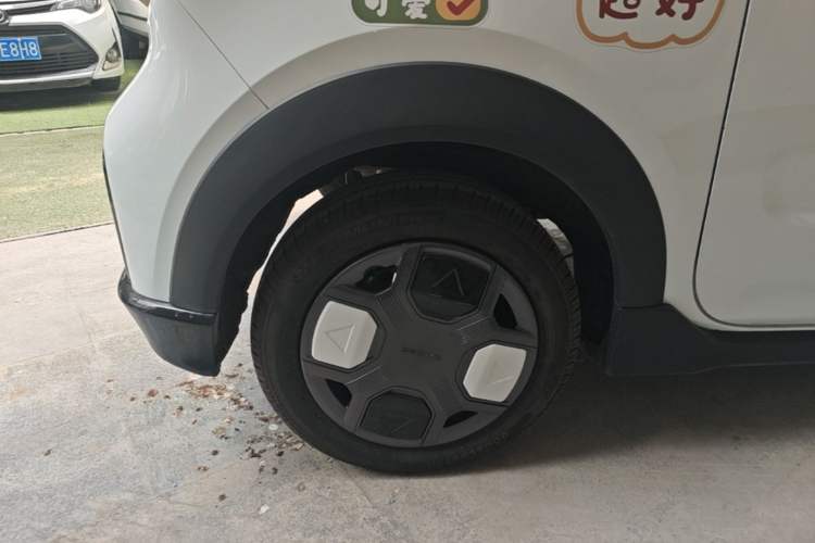 Used Geely Galaxy Panda 2025 210km Panda Kart Exterior 5