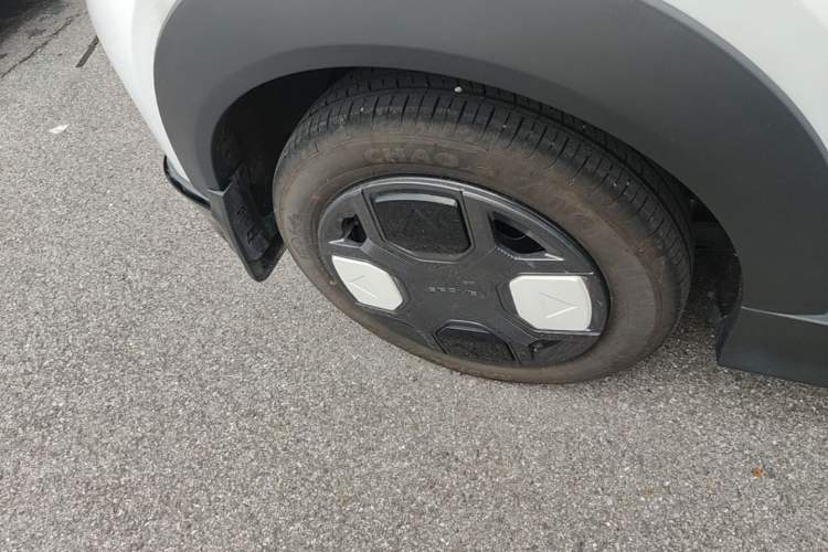 Used Geely Galaxy Panda 2025 210km Panda Kart Exterior 5
