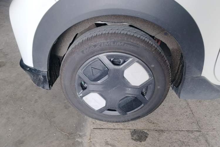 Used Geely Galaxy Panda 2025 210km Panda Kart Exterior 5