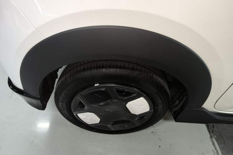 Used Geely Galaxy Panda 2025 210km Panda Kart Exterior 5
